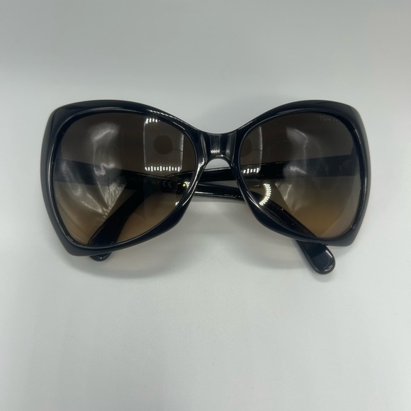 Black Tom Ford Nico Cat eye Sunglasses - Picture 3 of 6